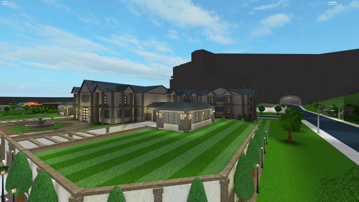 Bloxburgbuilds On Twitter Name Challenge How It Work Reply With A Name Of The House Below Ends When I Pick A Name I Like Winner Gets 50k In Wtb Good Luck Naming