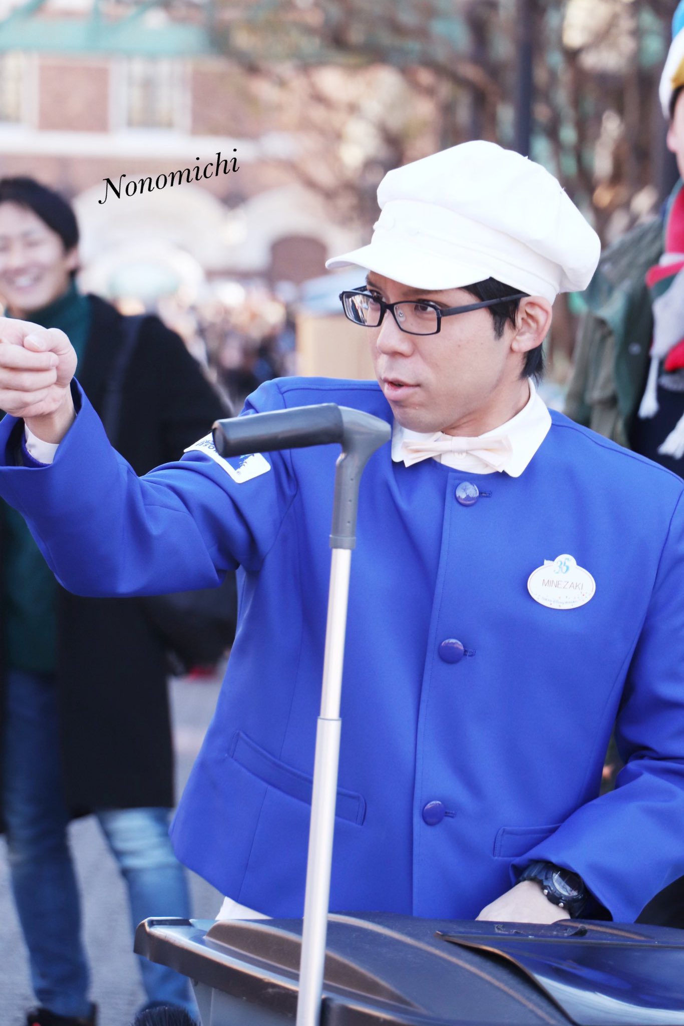 ののみち Pa Twitter 19 01 21 東京ディズニーシー ファンカスト ミネザキさん 1回しか遭遇できなかったけどミネザキさん ミッション お子様に混じってシールもらいました 他のキャストさんでも良いけど ファンカストさんに貰うのも面白い ののみち Pa Twitter 19 01 21 東京ディズニーシー ファンカスト ミネザキさん 1回しか遭遇できなかったけどミネザキさん ミッション お子様に混じってシールもらいました 他のキャストさんでも良いけど ファンカストさんに貰うのも面白い