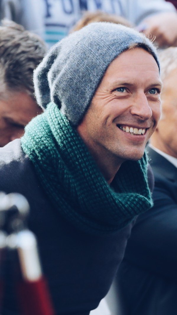 allcapscxldplay's tweet image. Chris Lockscreens💙