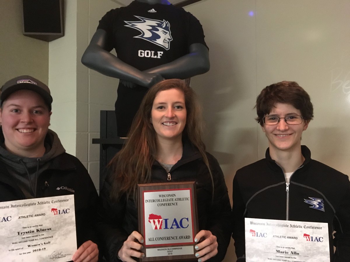 StoutWGolf's tweet photo. Meanwhile, Coach Howie had some awards to hand out! First-team all- @wiacsports honors to @Madison_Anne19  &amp; second-team recognition to Marie Allo &amp; @t_kluess Congrats on a great fall &amp; here's to continued success this spring! #BleedBlue #TheStoutWay https://t.co/c54qqtfyFm
