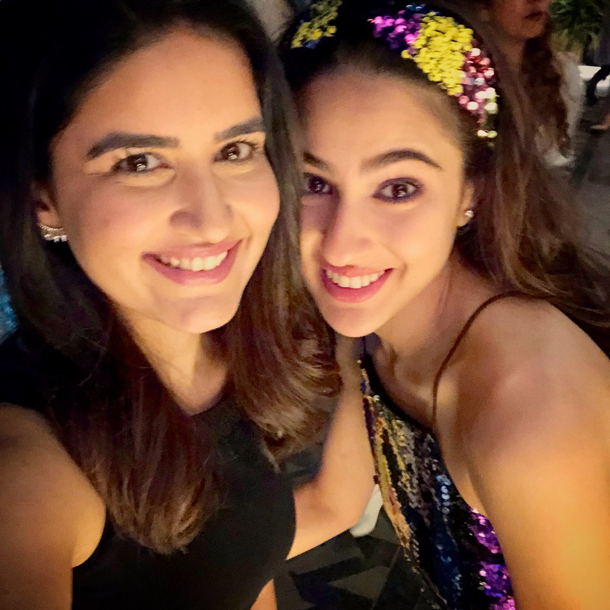 “The one with the heroine!”
@_SaraAliKhan ♥️
A very humble, matured person and yet a super fun Bambaiyya ladki...miles to go girl!!!
.
.
.
.
.
.
.
.
.
#simmba #successparty #couldnothaveaskedformore