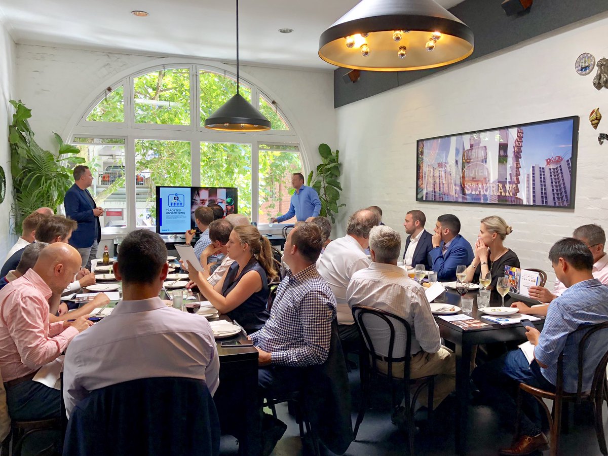 TimDohrmann's tweet image. Xavier Kris and Lee Hunter from #media business #SwiftNetworks (#ASX: $SW1) putting on a show for #Melbourne #investors over lunch @BarLourinha — today’s profit growth announcement providing plenty of food for thought 🍽💭

Presentation available here: asx.com.au/asxpdf/2019012…