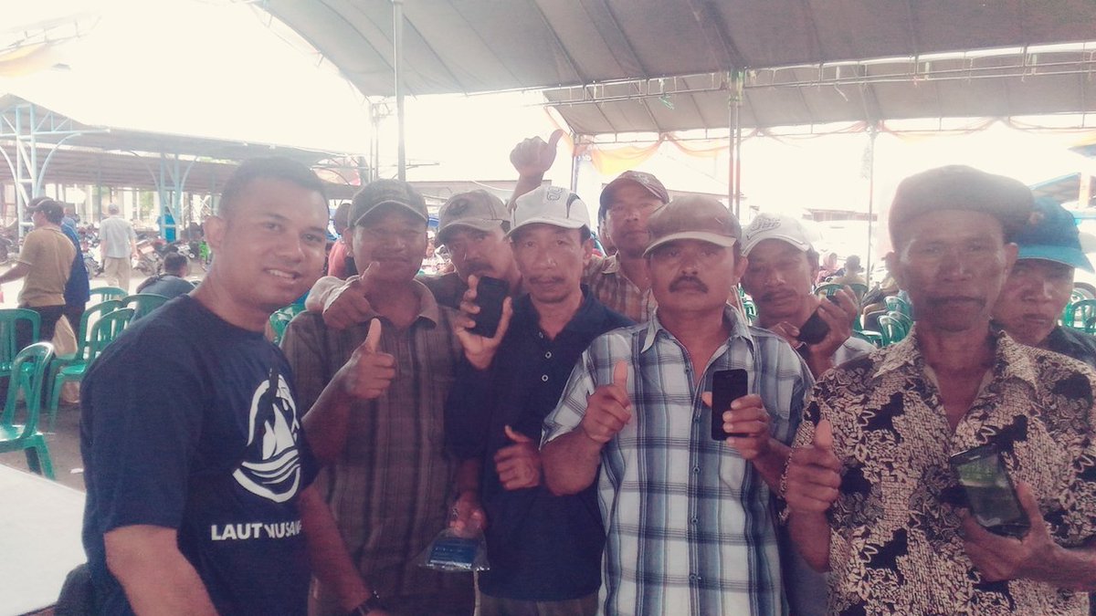 HendraSyuhe's tweet photo. #AksiPPB_ Peran serta Penyuluh Perikanan dalam Sosialisasi "Laut Nusantara" di Kab.Indramayu @kkpgoid @djpt_kkp @ikhsanharyadi @puslatluhkp @fisheris_ https://t.co/p7wB90u6wy