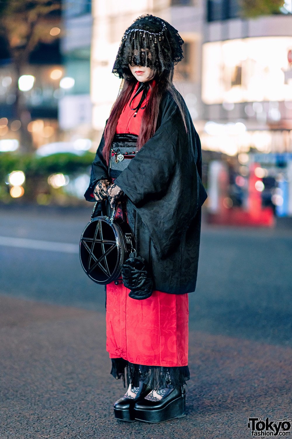 Traditional Japanese Clothing - Tokyo Street Style