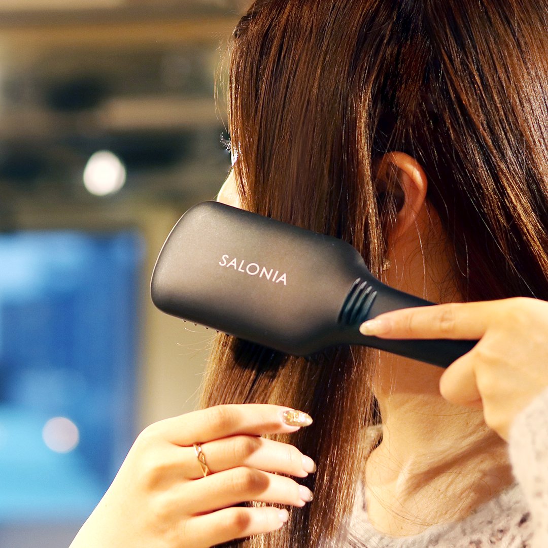 Salonia Official ヘアアイロン売上シェアno 1 また 店頭でも好評販売中です 早く手に入れたい方はぜひお店へ 取扱店舗 全国のドン キホーテ ビックカメラ ヨドバシカメラ 品切れの場合もございますので 直接店舗へお問い合わせください