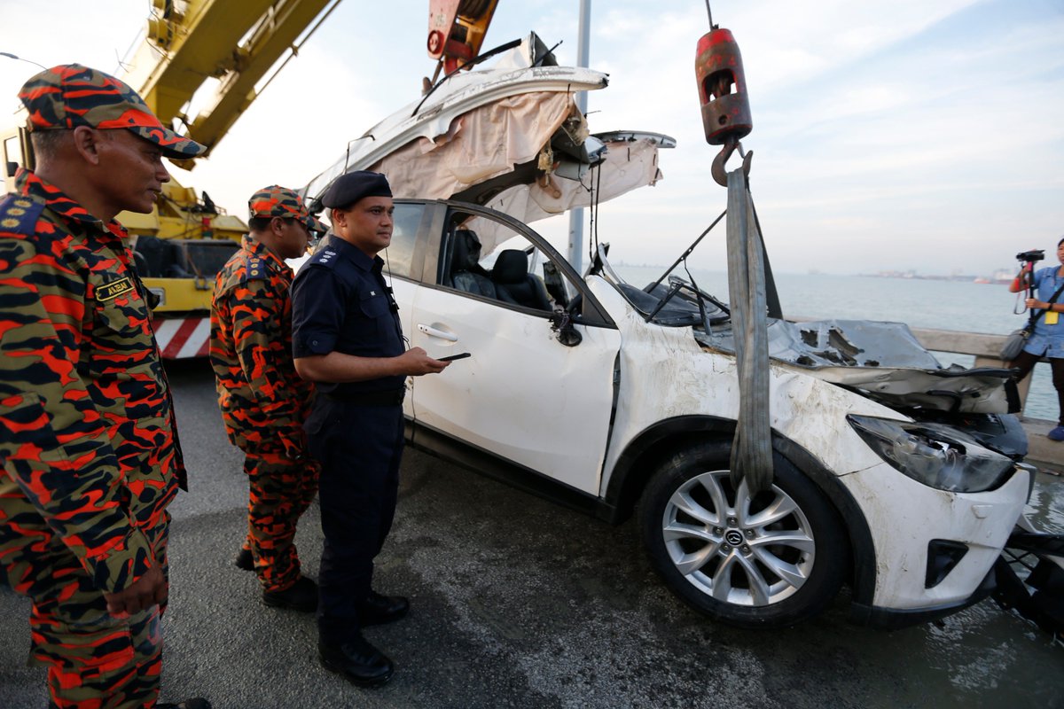 Kemalangan Mazda CX-5 SUV, Jambatan Pulau Pinang | Page 36 ...