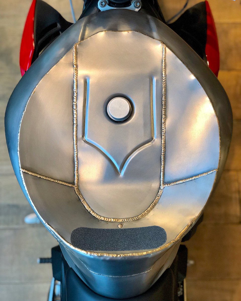 AaronColton's tweet image. Freshly finished zero gravity office chair installed and ready for testing. #dishtank #customfab #siliconbronze #weldporn