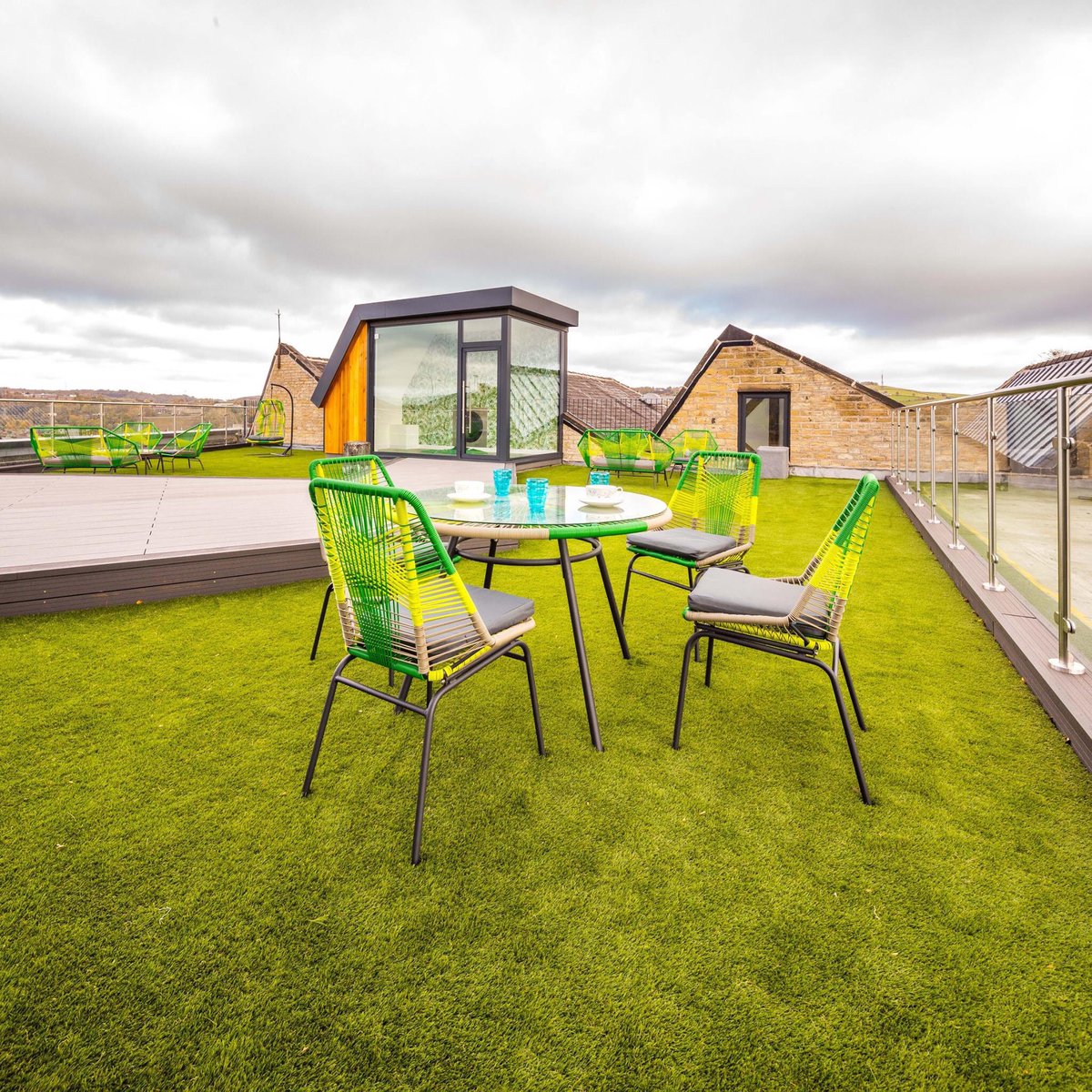 Fancy holding a meeting somewhere a little different? We have our beautiful glass pod on our roof garden at Croft Myl available to hire for just £15.00 per hour. 
#Halifax #meetingspace #roomtohire #rooftopgarden #pod #slide