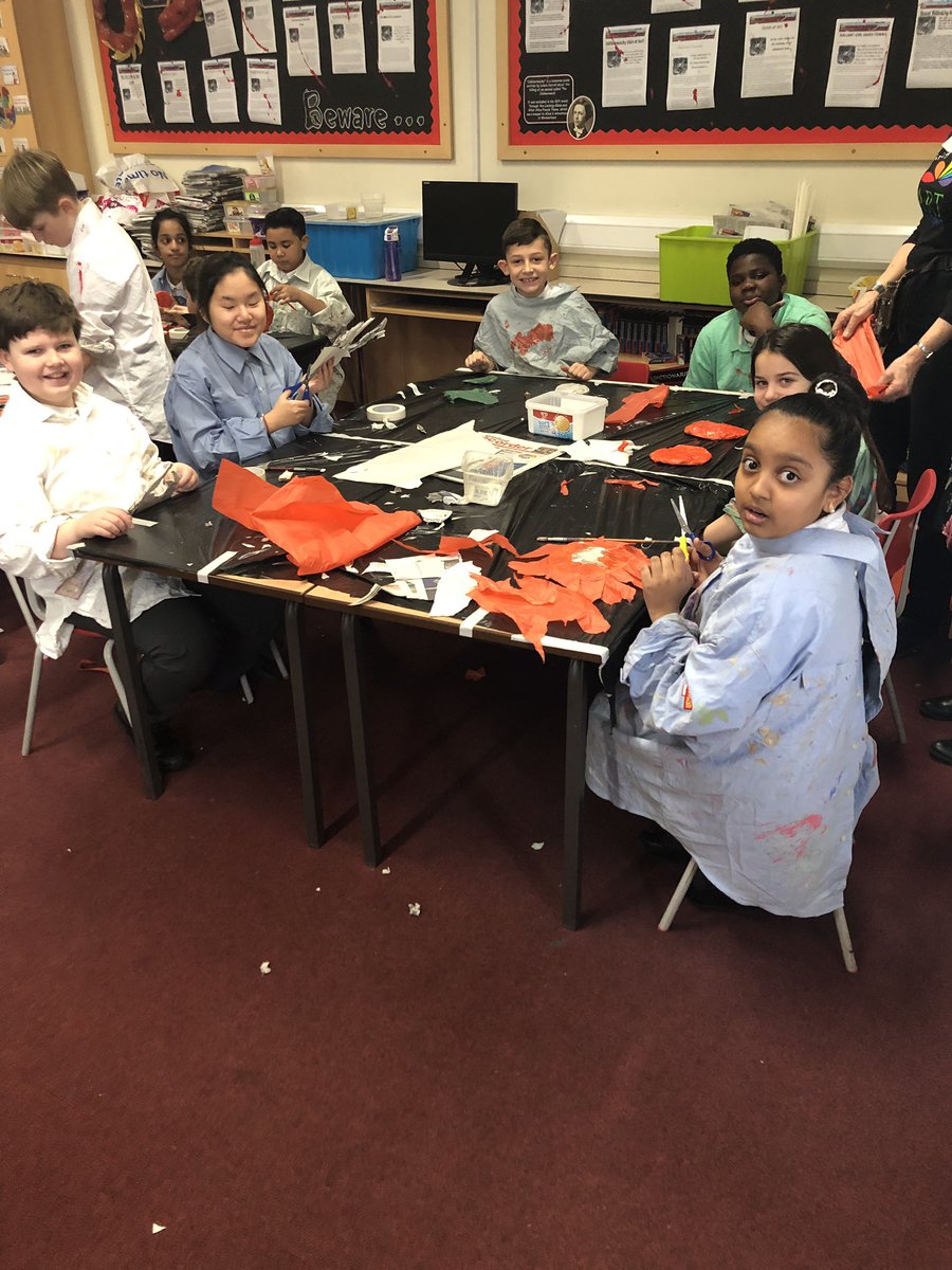 agjsschool's tweet photo. Laurel and Cherry are hard at work creating their Van Gogh masterpiece ‘Sunflowers’! #watchthisspace #vangogh #agjsart #teamwork https://t.co/8MOkSH4bfW