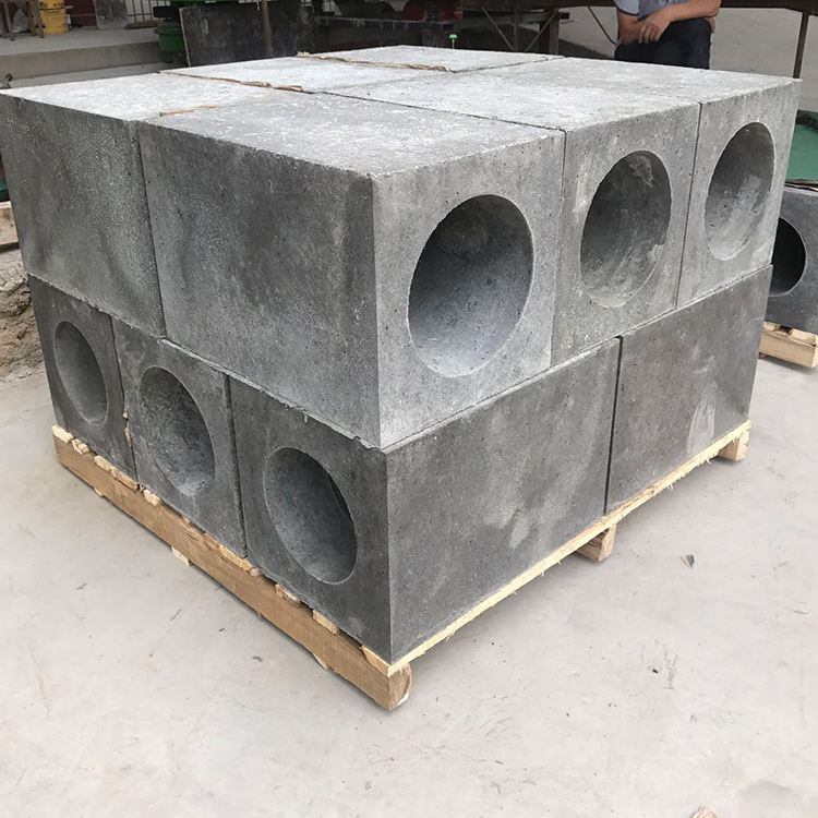 larefractory's tweet image. Refractory preformed blocks are made from refractory aggregates, powders, binders, additives, water or other liquids, and mix them to refractory castable and plastic refractory , then pour it to the mold as project’s requirement.
#refractory #covertile #preformed