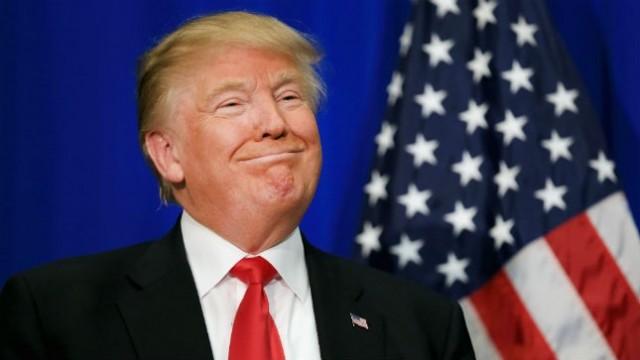 Dem lawmaker calls on colleagues to "give Trump the money" for his border wall hill.cm/RTVvchE