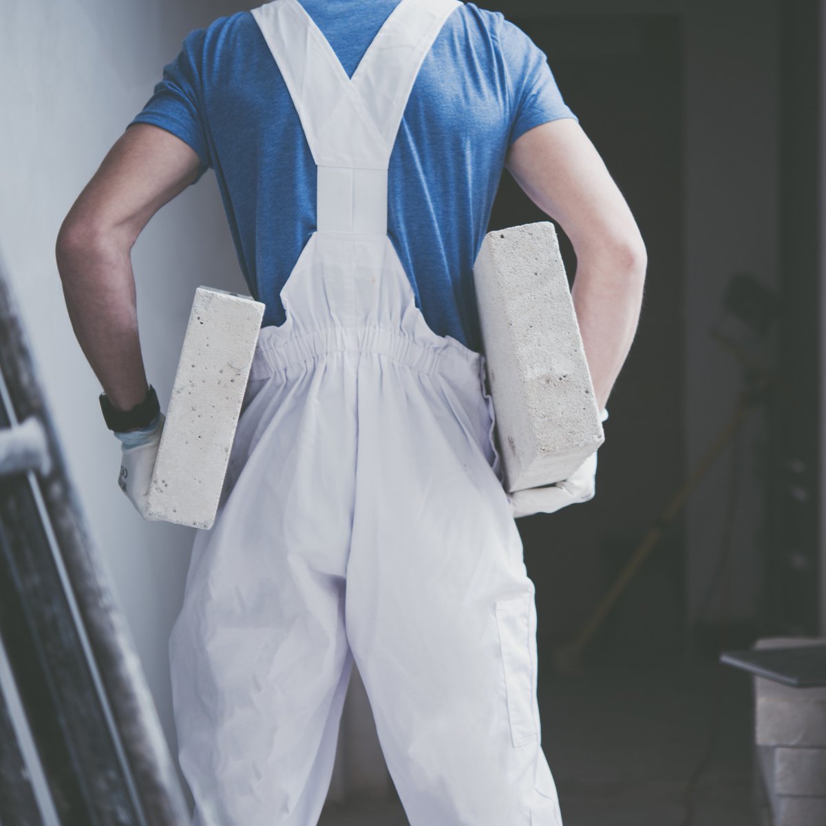 Are you in dire need of some #building materials to finish your project? Take a look at our online #shop and see how we can help you. en.calameo.com/read/004171474… 
.
⏰If you place your order TODAY before 4.30 pm you’ll get everything you need to be delivered at your site tomorrow! ⏰