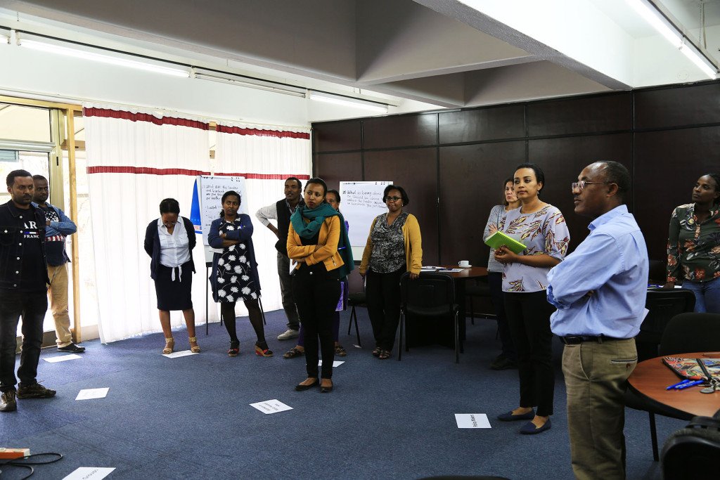 Ethiopia partners identify gaps in gender in livestock research and options for livestock farmers livestock.cgiar.org/2019/01/23/eth…