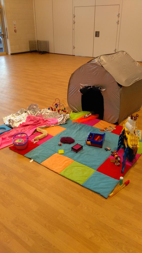 Gail and Vikki all ready for another Sunshine group this morning at Ladyloan PS! #playmatters #playtalksing