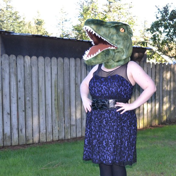 geeko_friendly's tweet image. So good I had to share! Check out all the items I&apos;m loving on @Poshmarkapp from @SofiaSm54941492 #poshmark #fashion #style #shopmycloset #avaviv #torrid #frenchconnection: bnc.lt/focc/0MAAjgyYHT