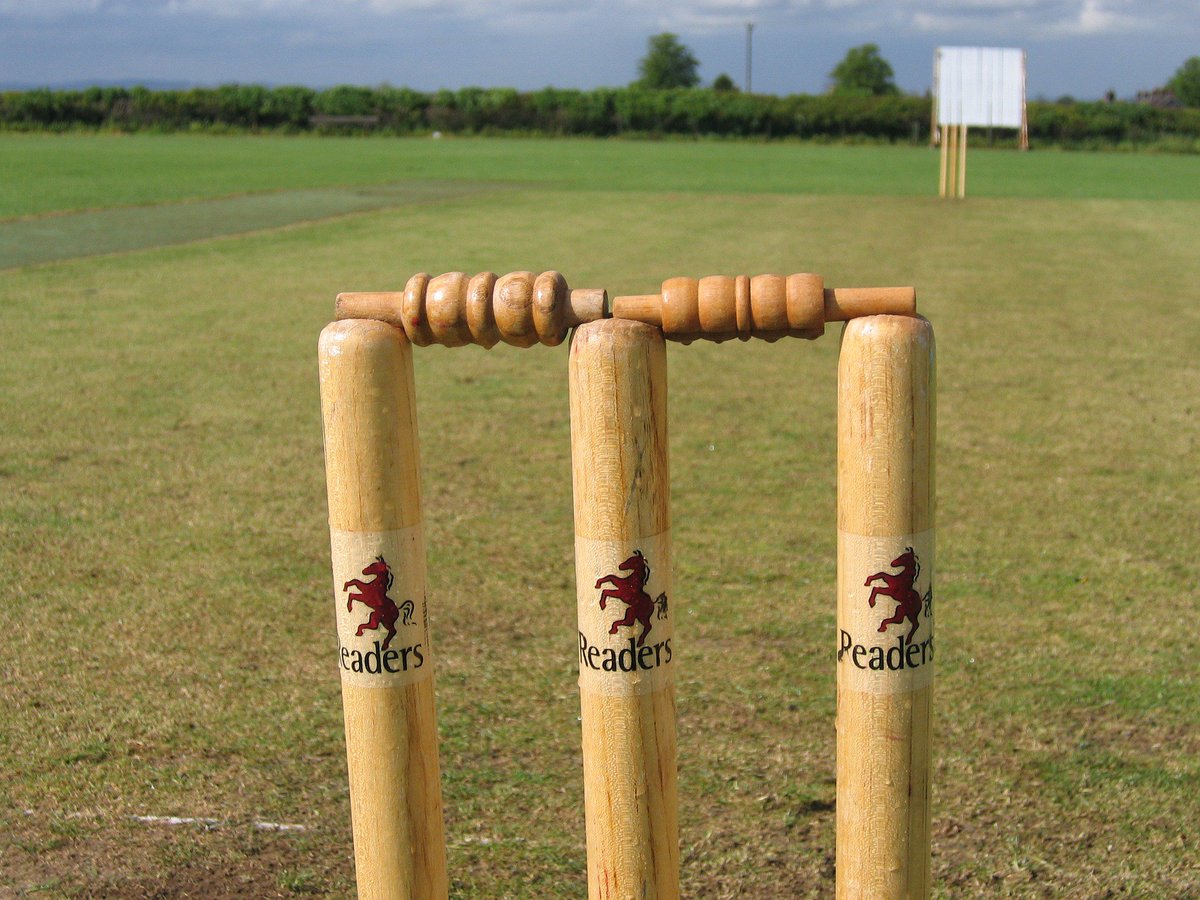 ActiveRother's tweet photo. Just because you can't move around like you used to doesn't mean you should miss out, it just wouldn't be cricket! Walking cricket session are held weekly in Bexhill and Rye. Find out more at https://t.co/eg4IZY8ClY https://t.co/RYQu4jSt9U