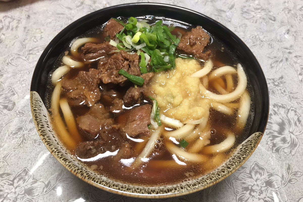 アリストンイン苅田北九州空港 公式 Auf Twitter こんばんは 小倉を中心に広がっている肉うどん 最近では東京などにもお店がありますね これを食べて育ったという方も多いと思います 出汁の色は濃いですが 生姜を入れるとさっぱりしますよね 福岡 アリストンイン苅田北九州空港 公式 Auf Twitter こんばんは 小倉を中心に広がっている肉うどん 最近では東京などにもお店がありますね これを食べて育ったという方も多いと思います 出汁の色は濃いですが 生姜を入れるとさっぱりしますよね 福岡