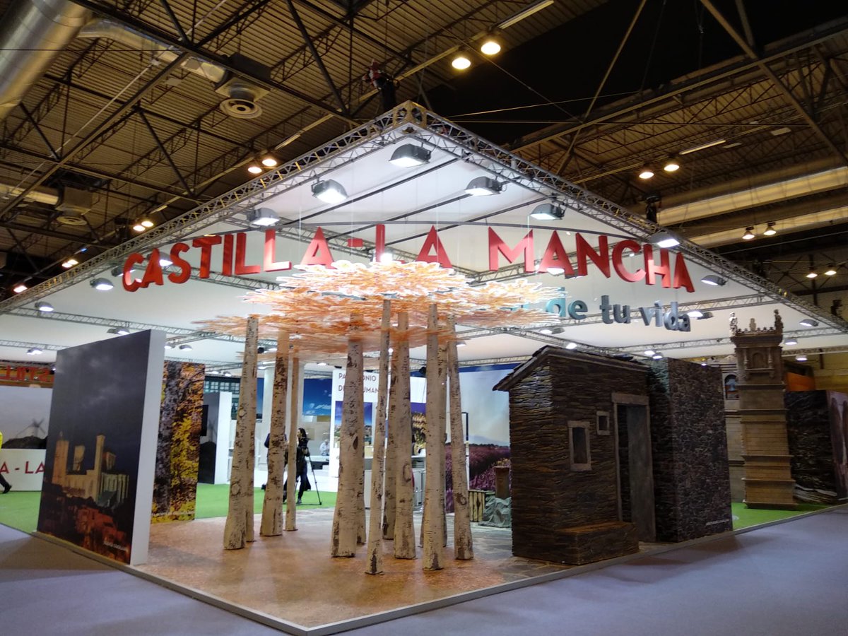 La #SierradelSegura ya se promociona en #FITUR2019 Seguimos #RompiendoTópicos #CLMesmuchomás #EnunlugardetuVida #CLMenFITUR2019