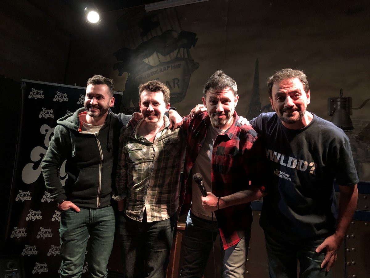 juansolocomico's tweet photo. Anoche en #comikazes con @InakiUrrutia @magoKARIM y @carlosclavijo22 en @BeerStationMad Una gozada de público y nuevo llenazo. Lo pasamos en grandeeee!
#banzai https://t.co/ljaEgvbi3q