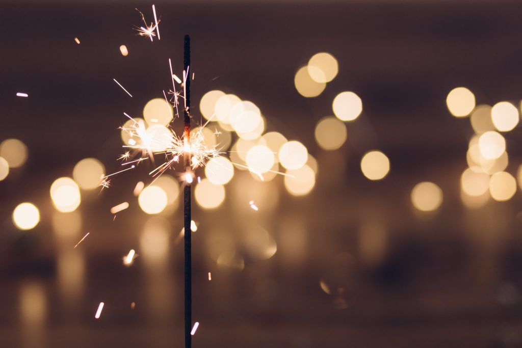 awinwinworld's tweet photo. 🎆 Lova smart, bryt ned, planera och minimera motståndet - så håller du nyårslöftet längre än bara några veckor! #nudging #newyear #2019 https://t.co/7iMY0EbwZW https://t.co/2DhPi80QHN