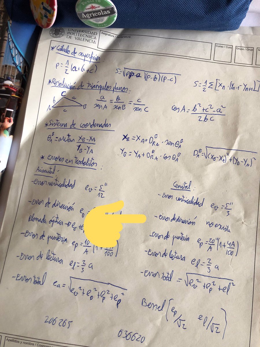 josemilimetro's tweet photo. Hola @valenciacf
Te paso mis apuntes de topografía para qué Marcelino calcule el error de puntería, mejore la verticalidad, la dirección de los centros, leer las mejores jugadas, hagan triangulaciones.
Seguramente el error total sea suficiente para ver la temporada.
#vcf1919 https://t.co/wSd7aJ9sVP