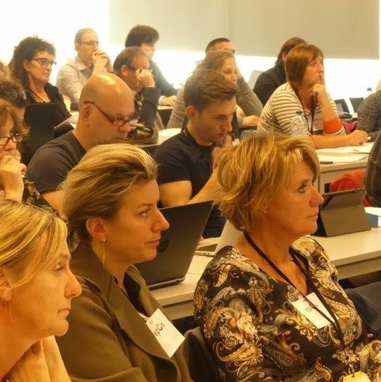 Vocvo_vzw's tweet photo. Vocvo organiseert op 15/03 een #trefdag NT1 In Brussel. Geïnteresseerd? Schrijf je dan snel in want de plaatsen zijn beperkt: https://t.co/qcy2RZ5JFI #opleiding #volwassenenonderwijs https://t.co/KPqz5xPfsi