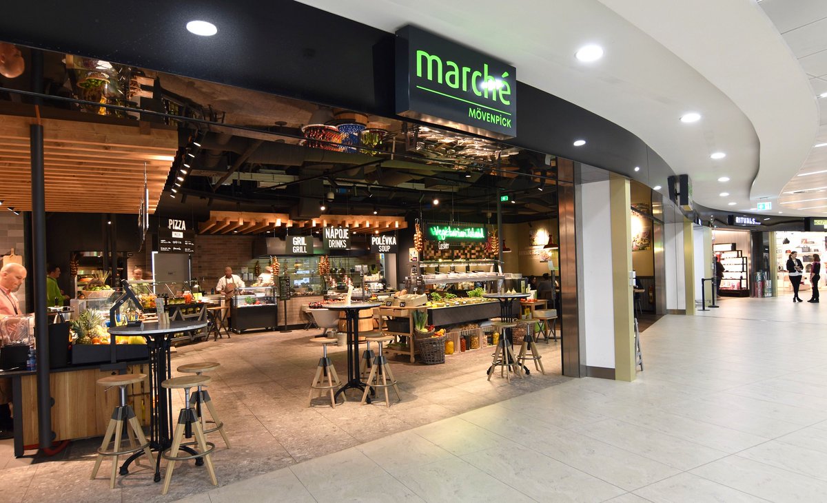 PragueAirport's tweet photo. Letiště Praha rozšiřuje komerční prostory, na Terminálu 2 otevírá novou zónu s obchody a restaurací. Můžete se těšit například na @Rituals, @HamleysToys, #MarcheMövenpick nebo #LagardereTravelRetail. Více v tiskové zprávě: https://t.co/GQYPYS3xFY https://t.co/GOIiTgoEiz