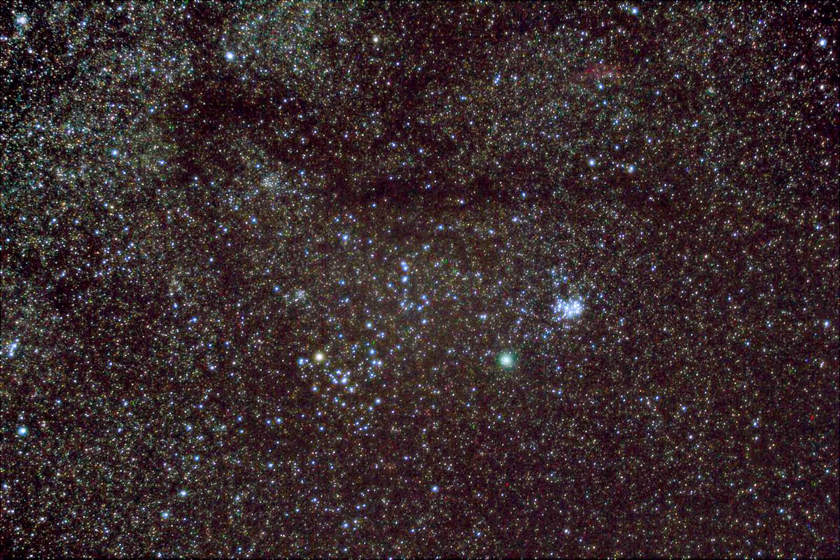 #MadeWithMiniTrack
#Pleiades, #Hiades and Comet #Wirtanen
#Omegon Mini Track LX2 - astroshop.eu/p,56106
Credit: Francis Pérez, Carlos Malagon &amp; Javier Muñoz
#minitracklx2
#astrophotography
#madewithminitrack