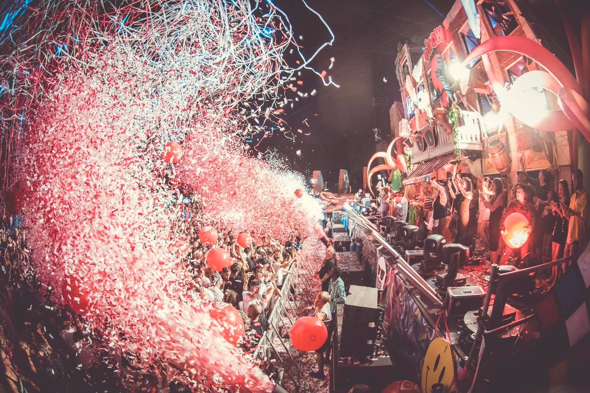 Oh_FX's tweet photo. Tornados ready to shoot! Fantastic show as always! #ohfx #thelabofemotions @elrow_ + info: https://t.co/OXrYyBbpBH https://t.co/dpChsDH04H