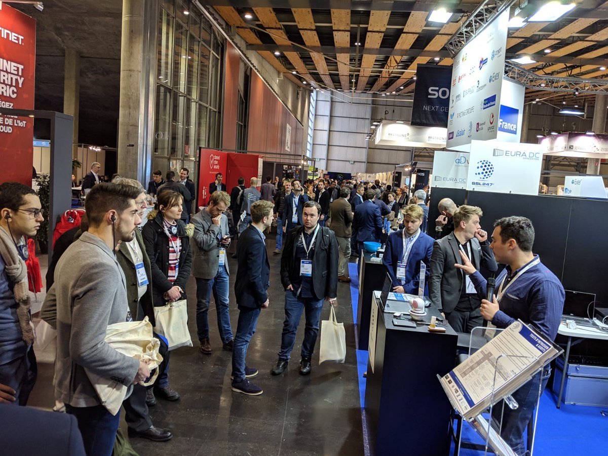 SSL247_FR's tweet image. Présentation des objets connectés de santé. Rejoignez-nous sur notre stand.
@LilleGrandPalai 

#FIC2019 #Medical #Hacking  #IoT
