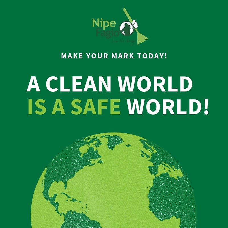 NipeFagio's tweet photo. A clean world is a safe world! What are you waiting for? Join us today in making sure we recycle waste instead of dumping or burning them which isn't good for our world!
#environment
#wednesdaywisdom
#wekajijisafi
#nitunzenikutunze
#LetsDoitTz https://t.co/bSujILTBLH