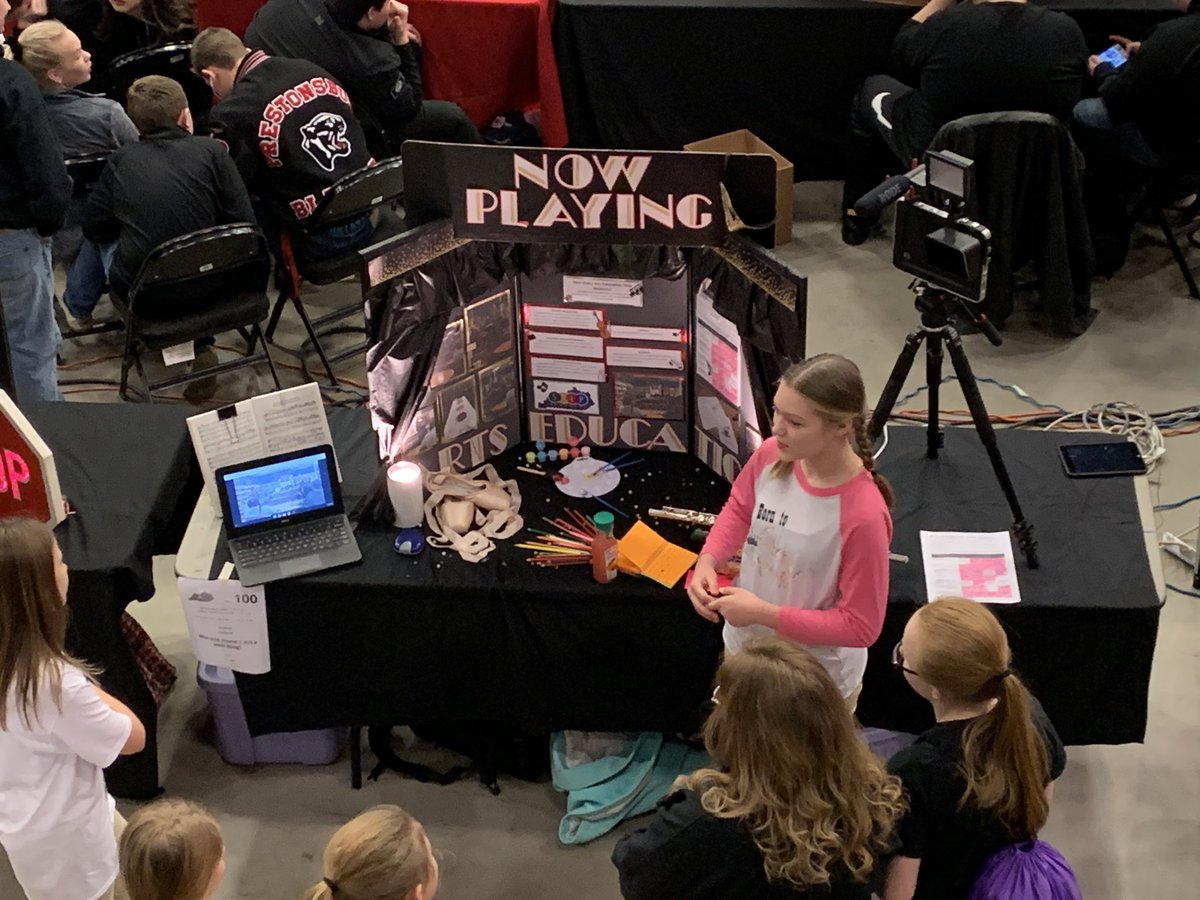 RussellHigh's tweet photo. RHS STLP is in the HOUSE!  Our student are showing their great projects today at Regionals! #RDN @russellind https://t.co/cMhBYOEaY7