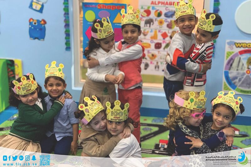 fisschsa's tweet image. In Al-Dammam campus today, we were celebrating the 100th Day of School! 
We are 💯 days smarter – but we feel 100 YEARS wiser!

#مدارس_الفرسان_العالمية