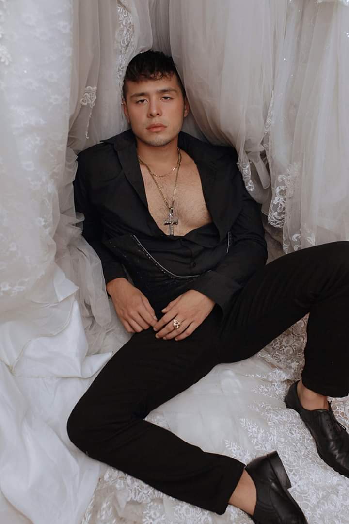 ajae_enrqz's tweet photo. Ayaw mo magpapigil sa pag pows @mart_drosario
Top 3  best shot The best toh promise !📷😍😍
#BornToBeReal
#BornBeautiful https://t.co/87YQmVklfN