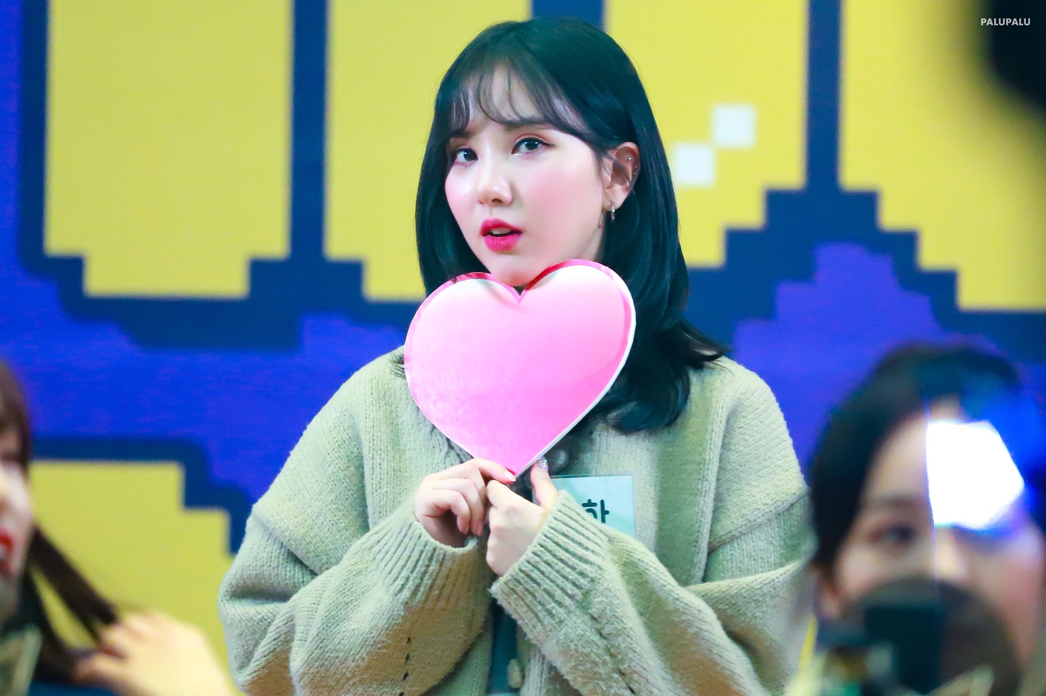 Dxm5-AtVAAAnZGA.jpg:large