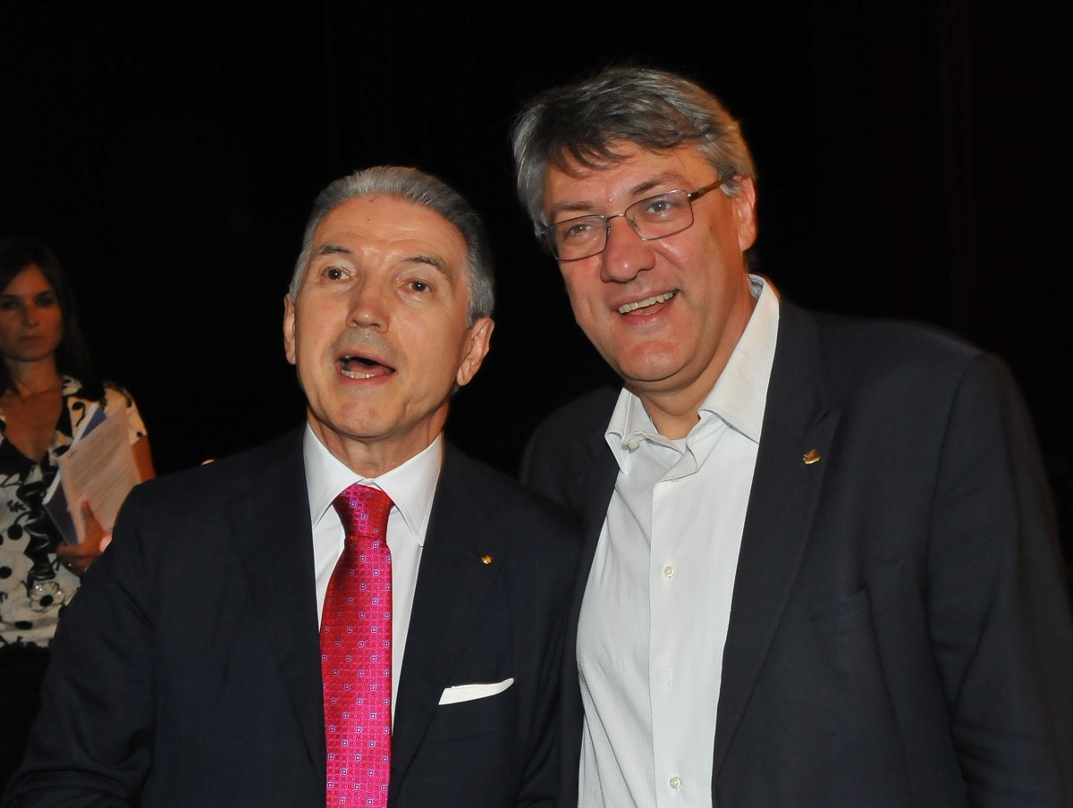 <a href="/FbStorchi/">Fabio Storchi</a>, Presidente <a href="/UnindustriaRE/">Unindustria Reggio Emilia</a>, all'ANSA sull'elezione di Landini: «Sono contento che la Cgil abbia evitato la spaccatura, abbiamo bisogno che sia autorevole e un accordo su una sola candidatura, testimonia la volontà di avere un segretario forte e credibile».