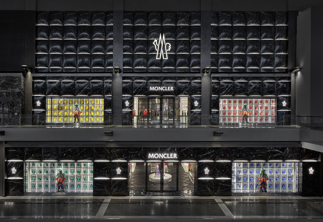Moncler flagship store sale