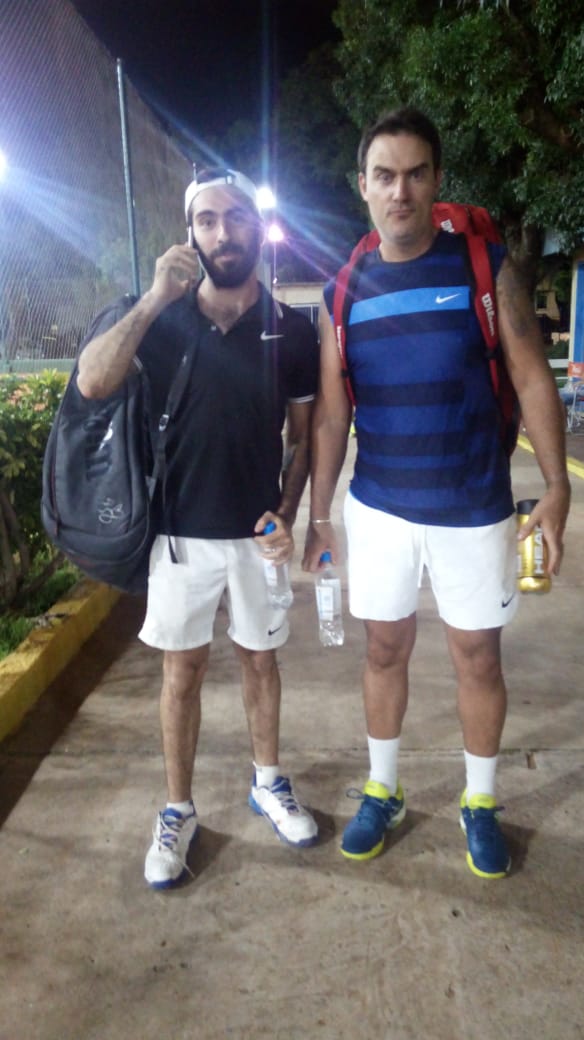 TenisTournament's tweet photo. Ellos ya jugaron la R1 de la 🏆 #Etapa1 en #TenisTournament .
Vení y se parte de nuestro #tuordetenis.
#Jugatenis #torneodetenis #teniscaba https://t.co/Mm1OMqXSqa