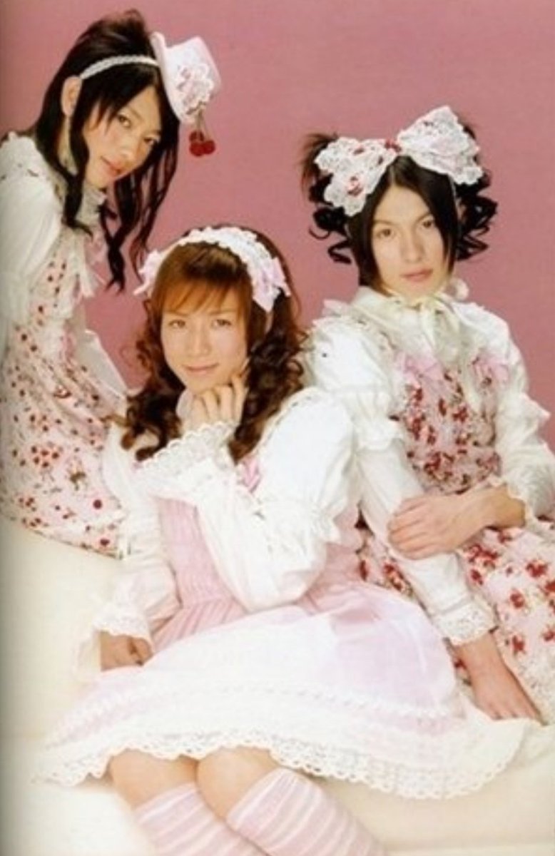 鈴木拡樹氏の無名話もそうですが、佐藤健氏が電王で有名になったと思