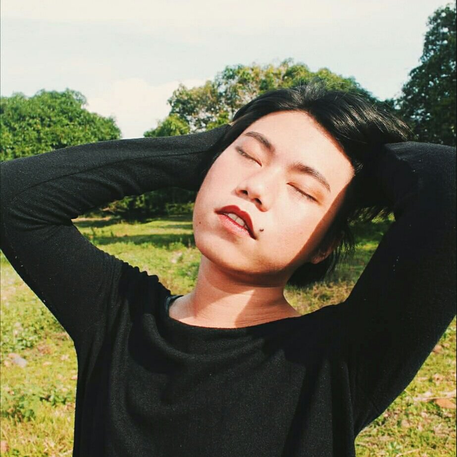 thyqueenv's tweet image. #SunBurstlike