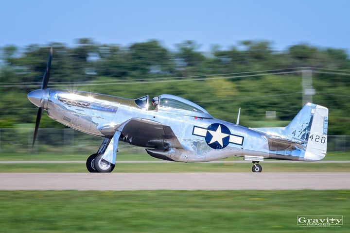 GravityImages's tweet photo. "Sparkles"
.
Andrew McKenna cooling off after a Heritage Flight at #osh17 in the world's shiniest Mustang.
.
.
#p51 #mustang #warbird #ww2 #wwii #aviators #planes #nikonphotography #flying #aircraft #sigma #aviationlovers #photography #instadaily #fulld… https://t.co/nUBifa7pcz https://t.co/zT5dd0GUa4