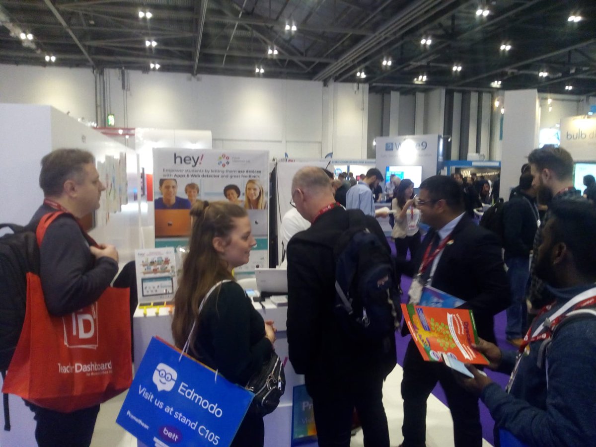 heytech_es's tweet photo. @heytech_es en @Bett_show muestra desde hoy sus soluciones educativas más innovadoras https://t.co/b2OYdr1ZwY
