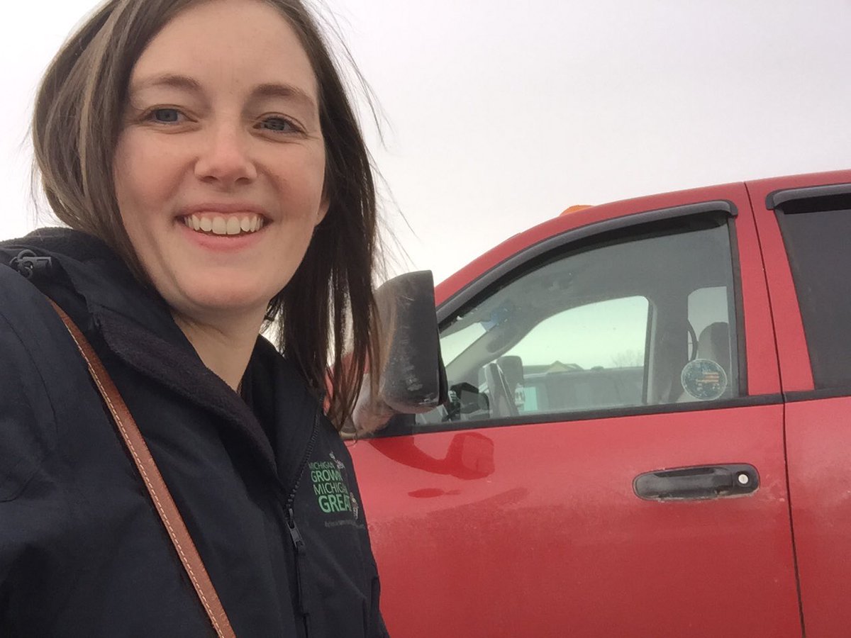 What is your mental image of a #farmer? Is it a woman in a pencil skirt, ballet flats and a suit coat? What if I told you she parked in the big truck section at a farm meeting? #thanksdad #ramtrucks #glassceiling
