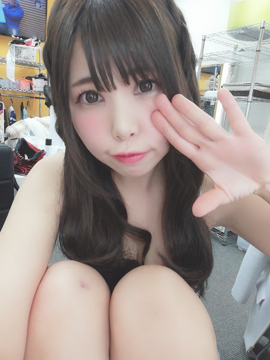 noa_hazuky's tweet photo. フレッシュフォトセッション
沢山撮って頂いてありがとう😊
たのしかったぁ♥
閉会式出れなくてごめんなさい(´･_･`)

次は2月9日に出させていただきます॑⸜(* ॑꒳ ॑*  )⸝⋆*
またあいにきてね！❤
みんな大好きー\(๑´ω`๑)/

#グラドル自画撮り部
#葉月乃彩
#GracoRex https://t.co/UhDmYMo8SR