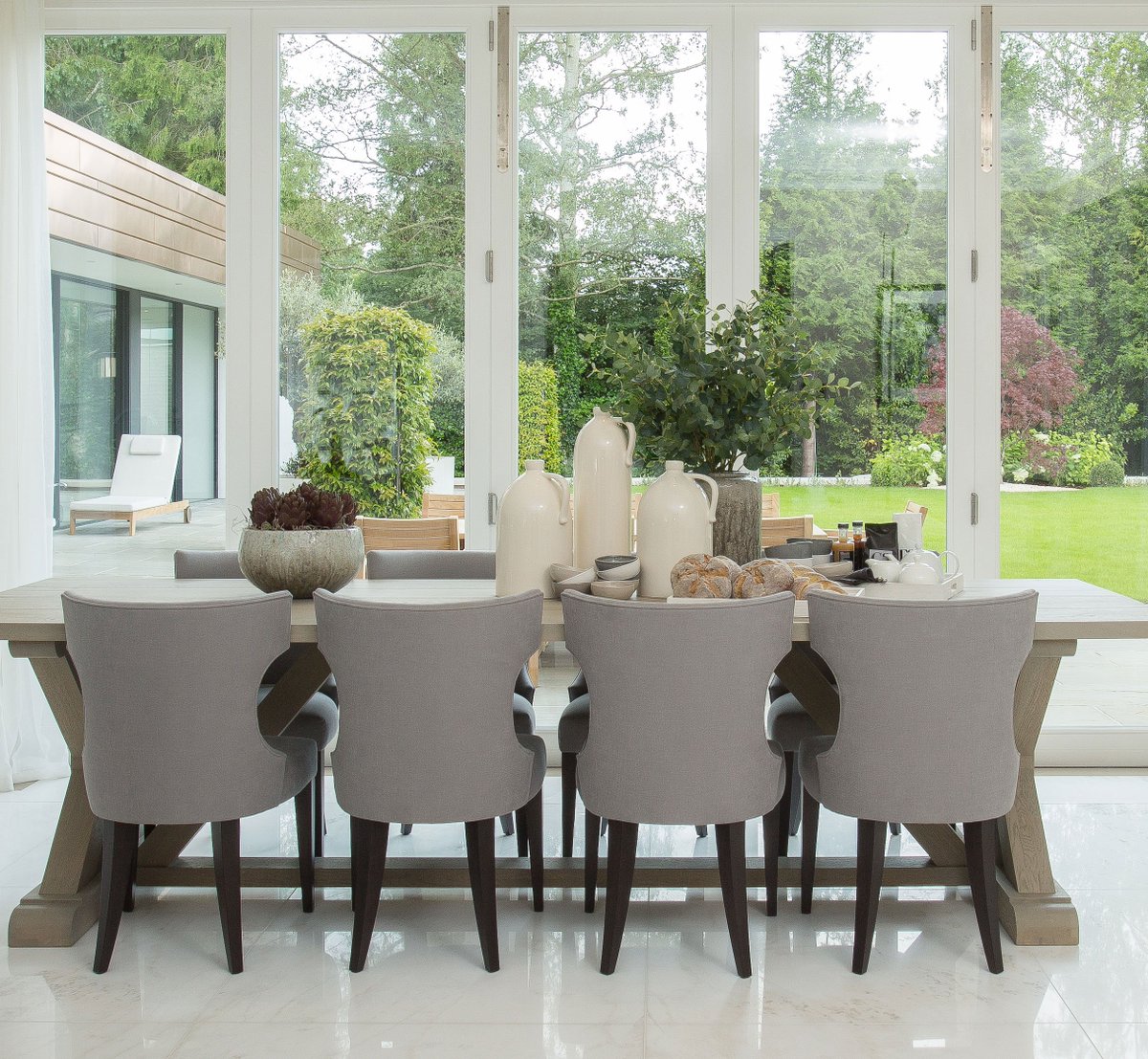 BerecoWindows's tweet image. Make sure your home is ready for spring dinner parties. Order before 25th January to secure your delivery before March 2019. #springdining #entertaining #foldingdoor