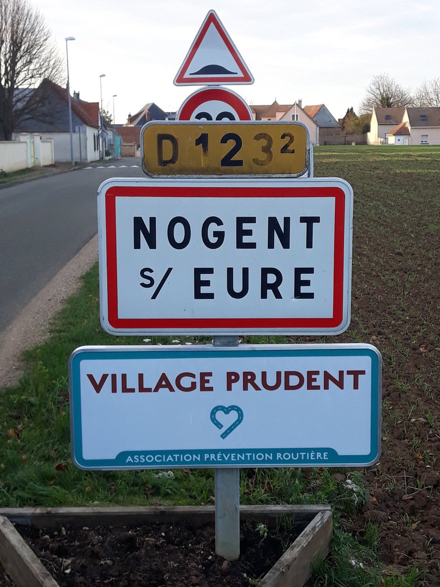 Prevention Routiere Comme Les Villes De Chateauroux Talence Saint Mande Et Nogent Sur Eure Mettez En Avant Vos Actions En Faveur De La Prevention Routiere Avec Le Label Villeprudente Pour Plus D Information C Est