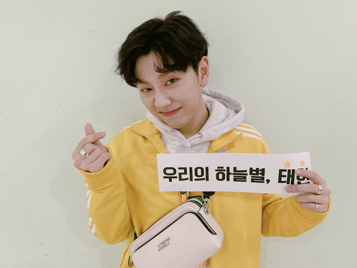 RTH_officialtwt's tweet photo. [🎂]

효니의 새로운 시작을 함께해주신 토리단 여러분🐿 정말 정말 정말 정말 감사합니다💛 여러분은 효니의 하늘별이에요⭐️✨

#노태현
#ROHTAEHYUN 
#biRTHday https://t.co/euPfFUrqd9