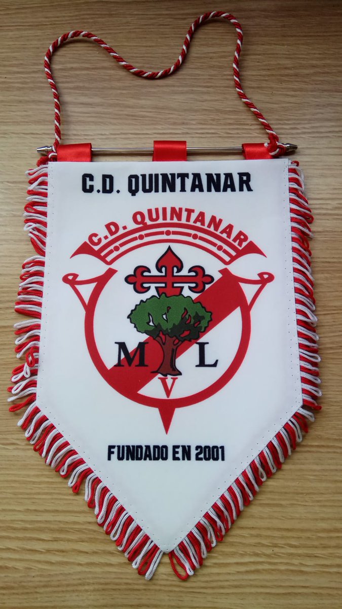 CDQuintanar1's tweet photo. ¿QUIERES TENER AL C.D. QUINTANAR EN TU CASA?

BUFANDA: 10€
BANDERIN: 10€

OFERTA: BANDERIN ➕ BUFANDA: 18€

No te lo pienses, y siente al C.D. QUINTANAR en tu casa 🏡 https://t.co/GDSVvg0CT5