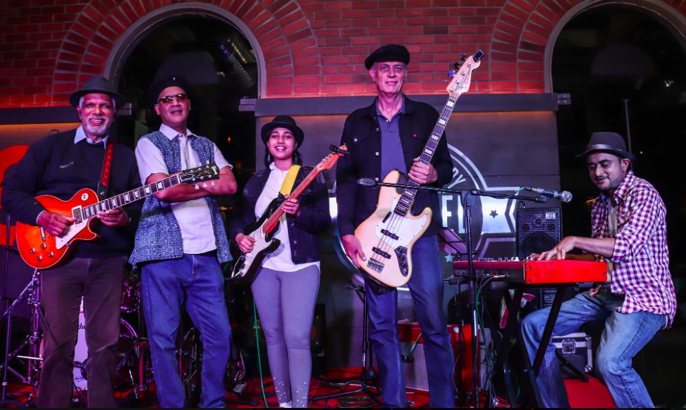 explocityblr's tweet image. The Chronic Blues Circus to perform at The Bier Library - is.gd/WGWyKP - #TheBierLibrary #TheChronicBluesCircus - - The Chronic Blues Circus to perform at The Bier Library
What better way to end the month than with classic music and chilled beer? The...