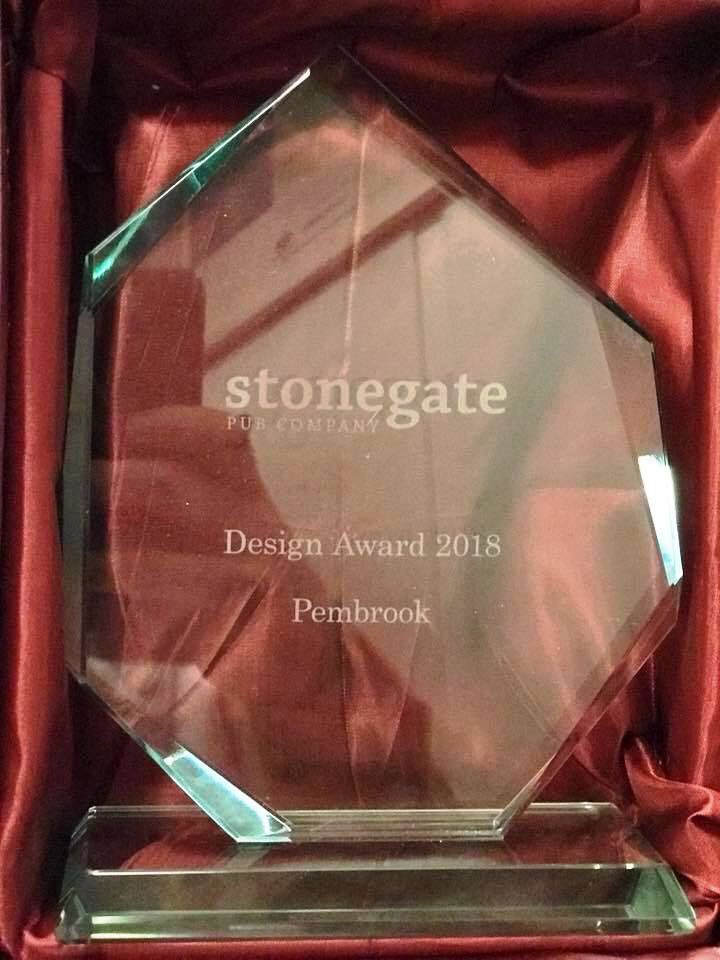 PembrookDesign's tweet image. It's been a while everyone, but now getting back into the swing! We were very proud to receive the #StonegatePubCompany #Design #Award 2018 lat Summer! What a great year it is has been.  A big well done to our designers on these projects!